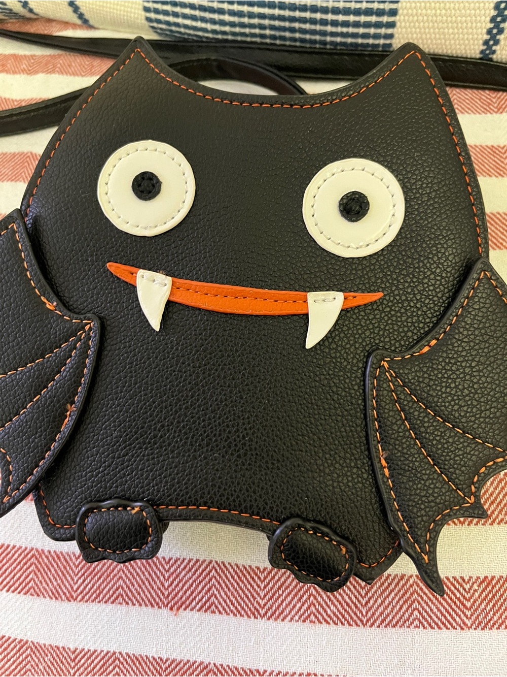 Sleepyville critters small Black Bat Crossbody Bag Halloween with zipper purse - Picture 14 of 14